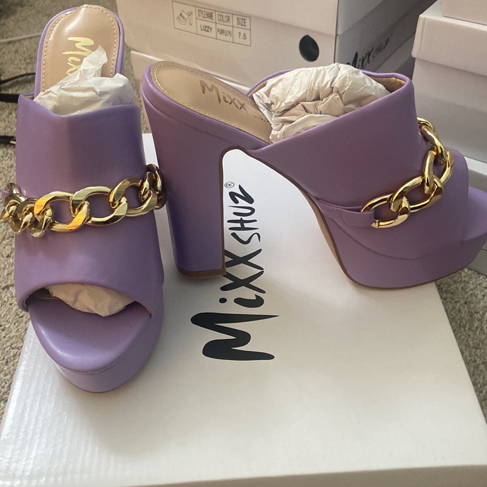 * SALE*  NEW Leather Platform Chunky Peep-toe Heels**-Same day shipping
